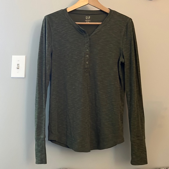 Ribbed Henley T-Shirt - Picture 2 of 3